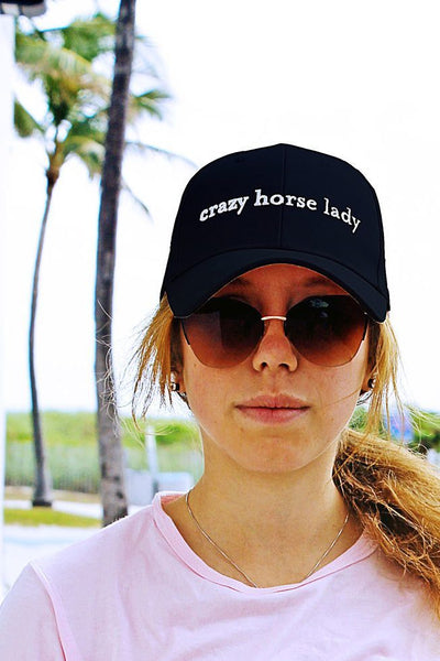 CRAZY HORSE LADY RINGSIDE HAT - Leveza