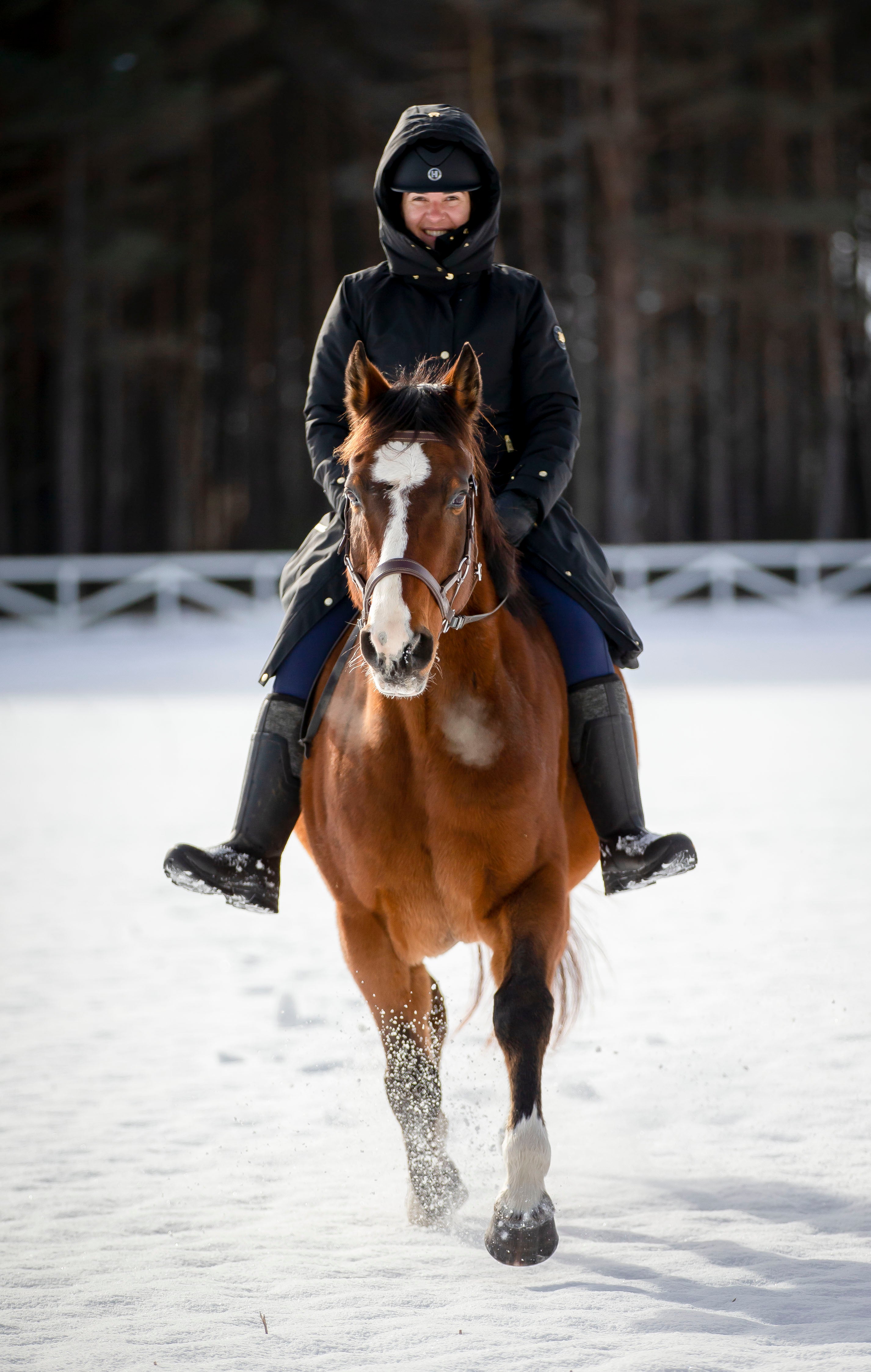 Alaska Winter Jacket: Perfect for Equestrian Adventures – Leveza