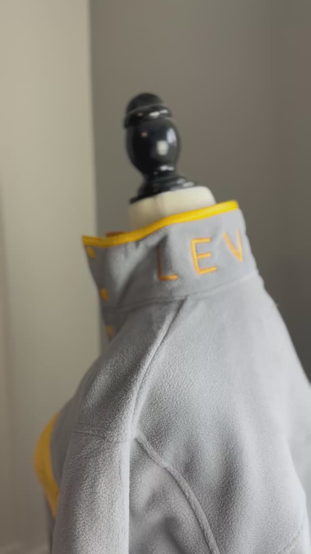 Fleece Grey yellow